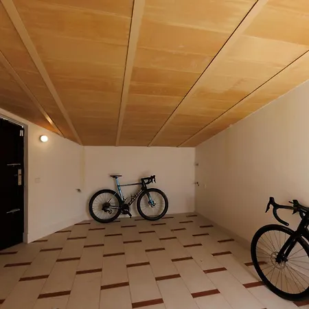 Appartement Bravissimo Vivaldi 2a, Monthly Gérone